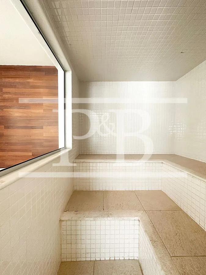 Apartamento com 2 quartos e varanda de vidro fechada — photo 36