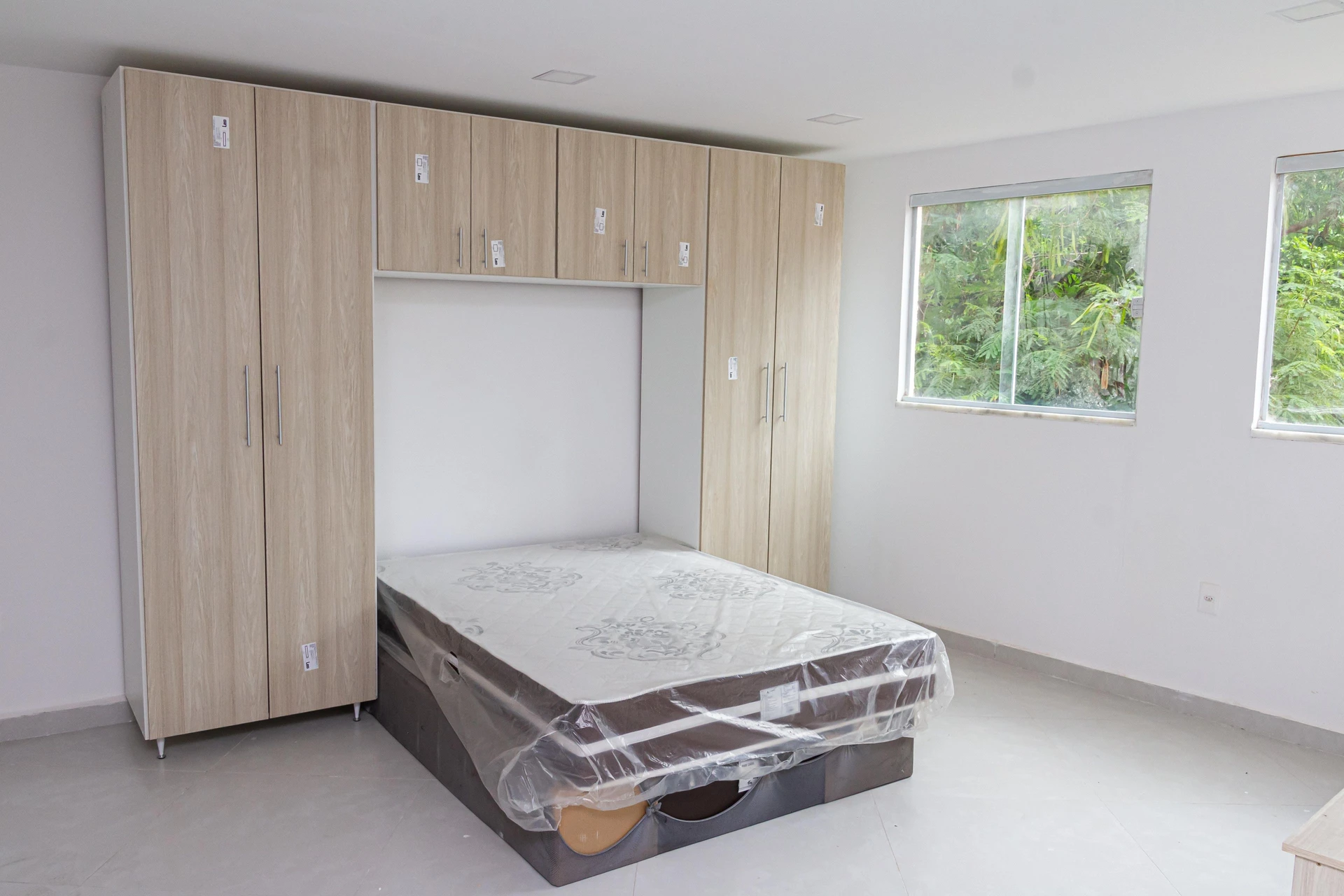 Estudio sin amueblar con 1 dormitorio y 1 baño