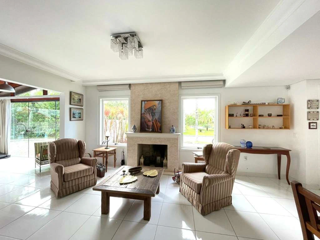 House with 5 bedrooms, gas kitchen and 600 m² — photo 5