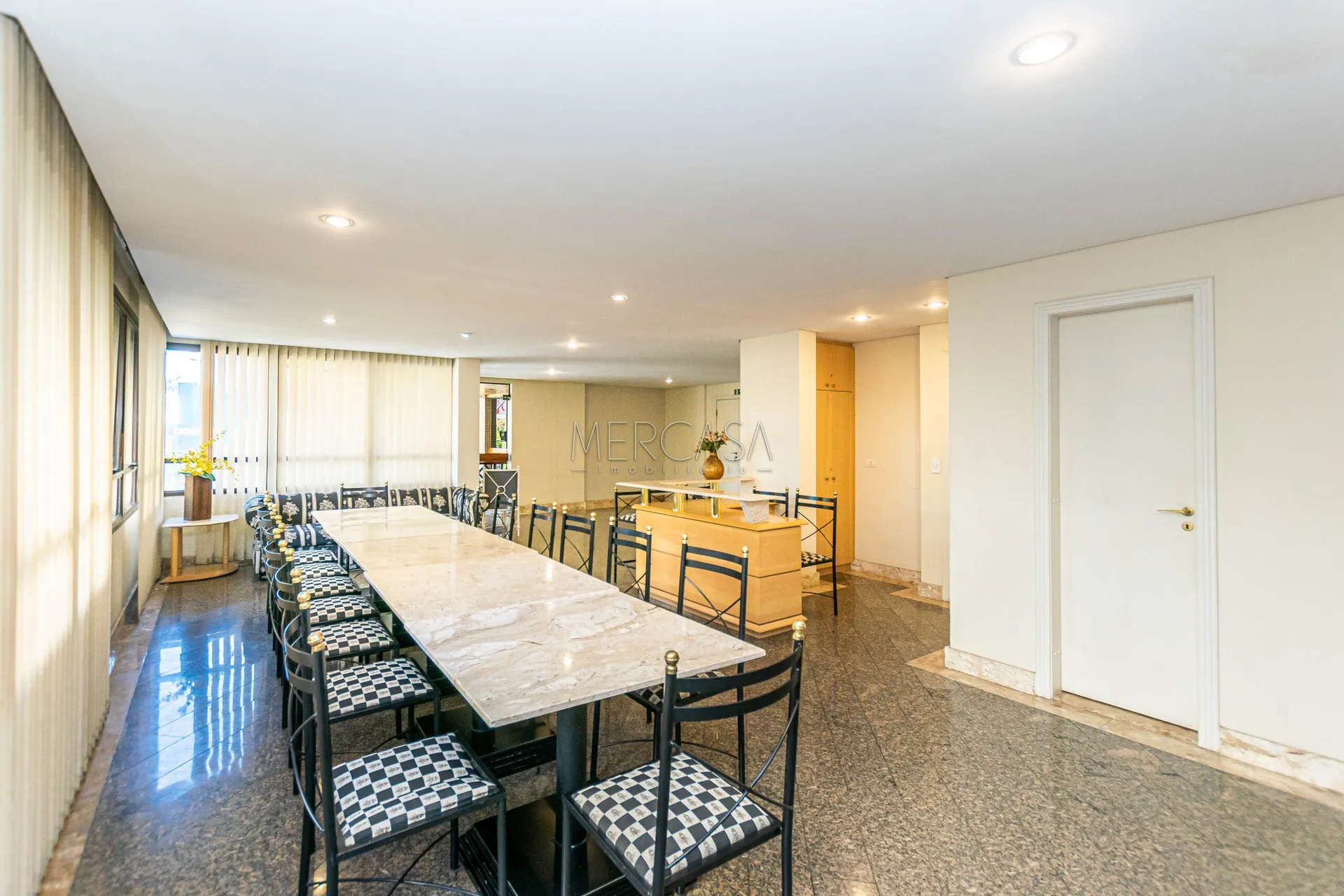 Apartamento com 3 quartos, 5 banheiros e 4 vagas — photo 64