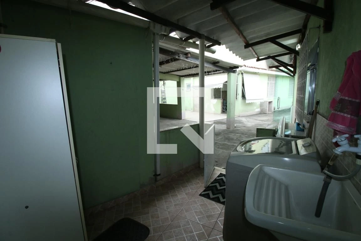 Unfurnished house for rent with 4 bedrooms and private garden — photo 48