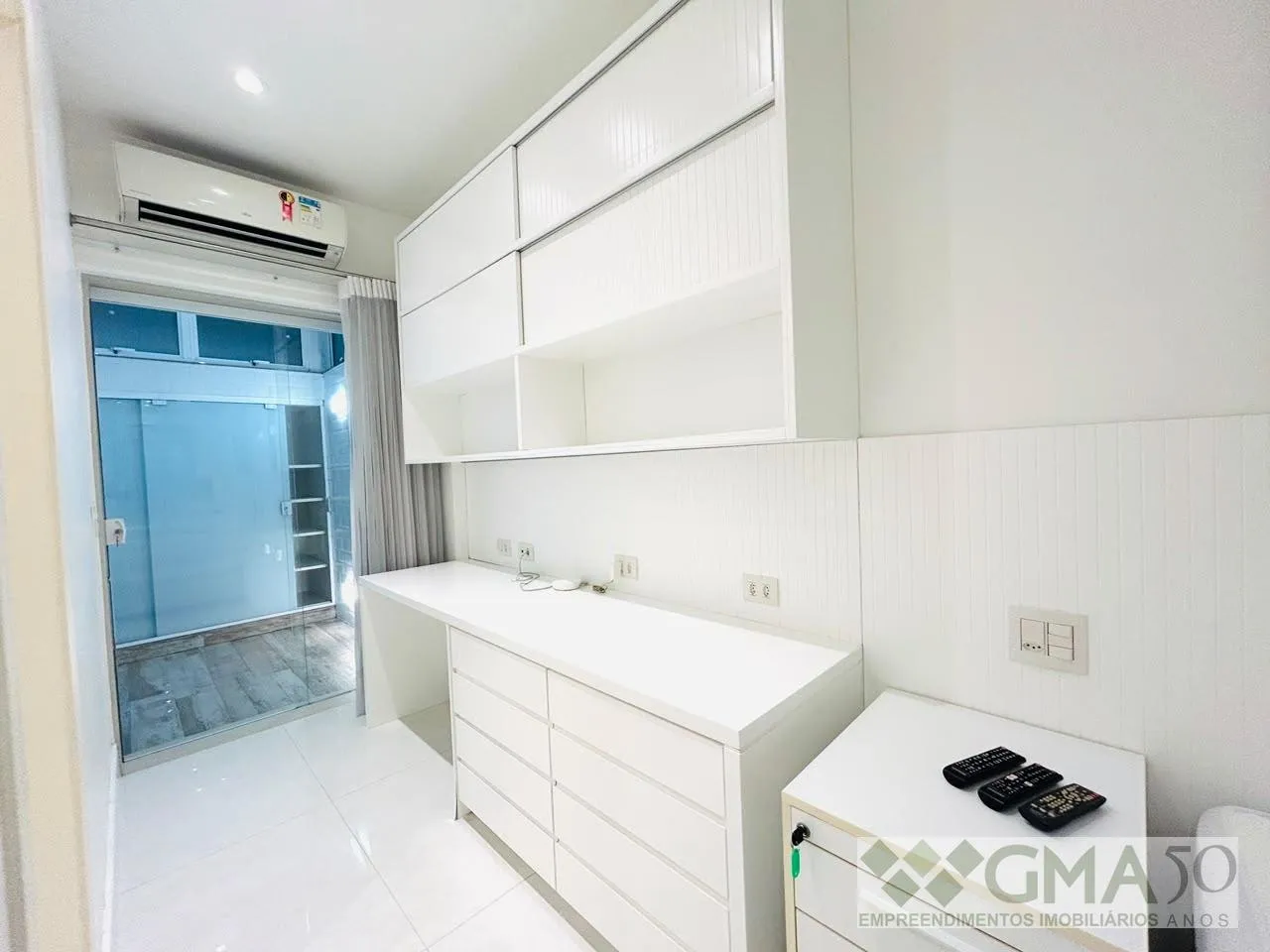 Washing machine in a 3-bedroom apartment, 130 m² — photo 21