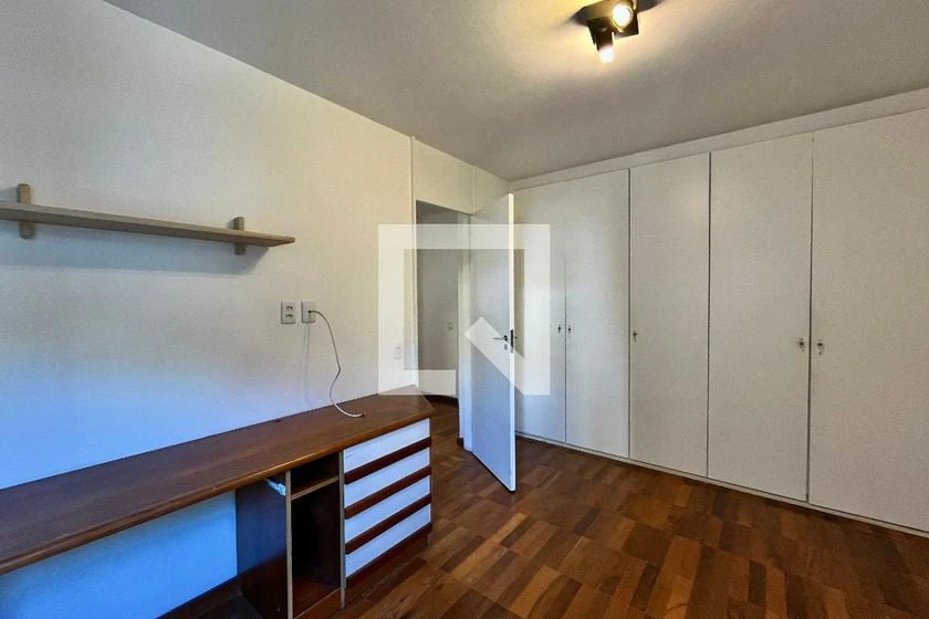 3-bedroom apartment with built-in wardrobes — photo 10