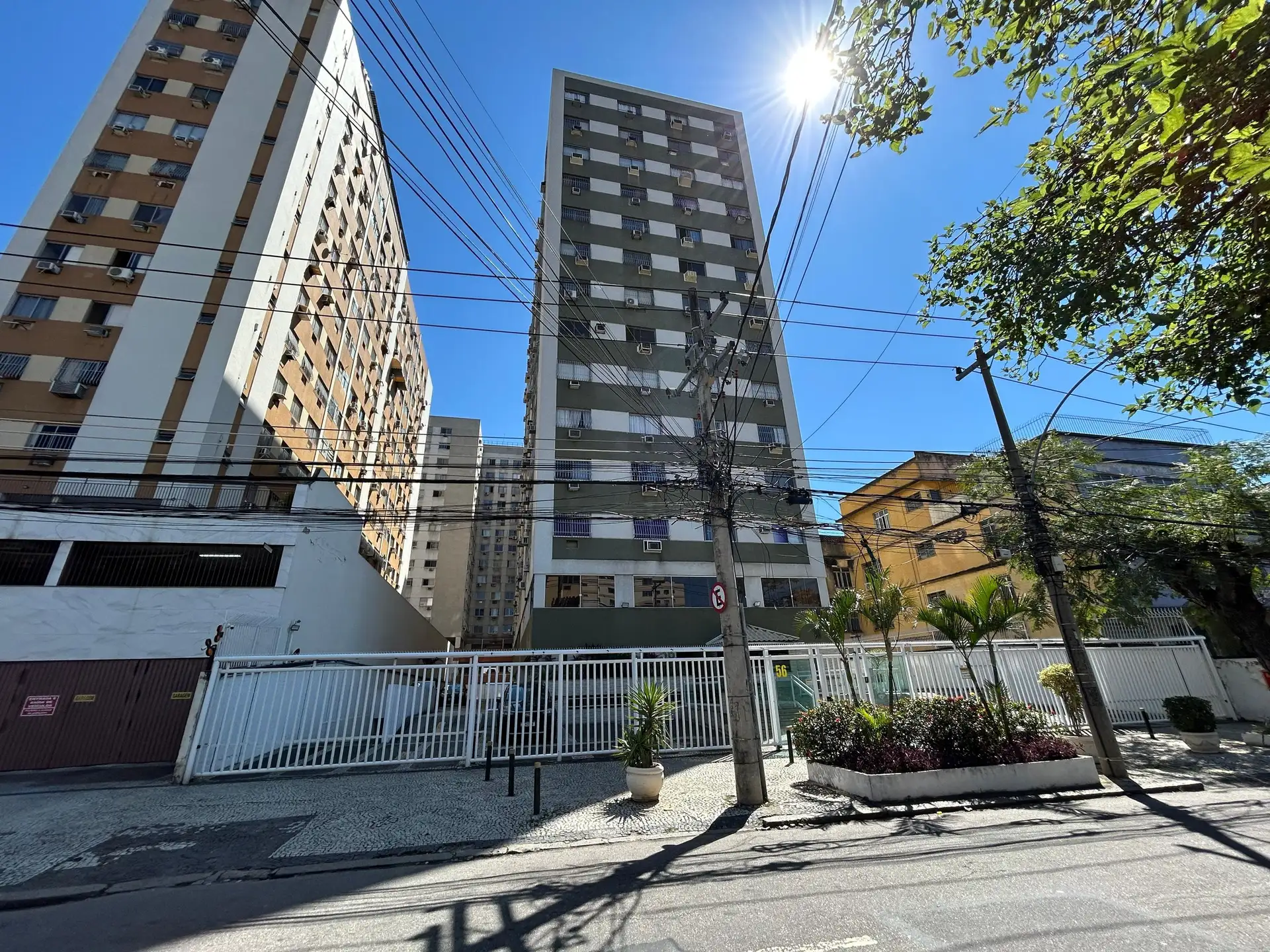 Apartamento com 3 quartos e suíte em bom estado — photo 66