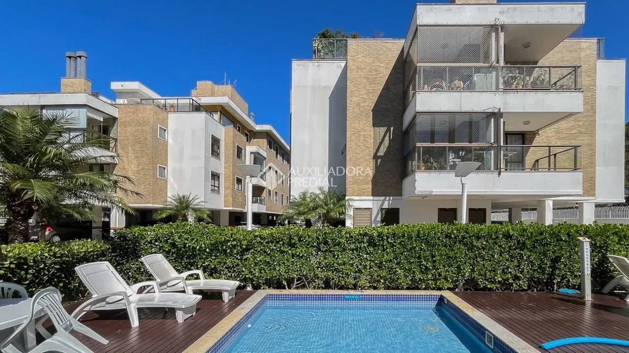 Apartment on the 3rd floor with a grill on the balcony — photo 11