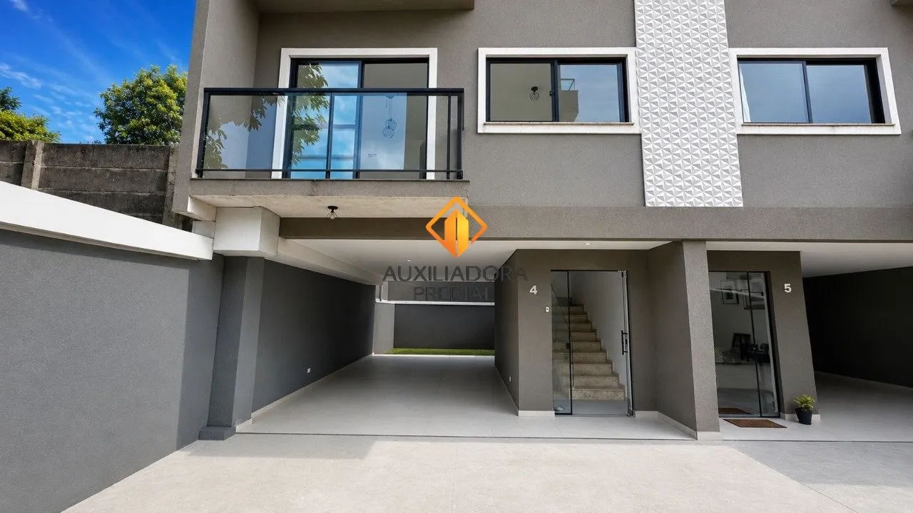 House with 3 bedrooms and a balcony — photo 45