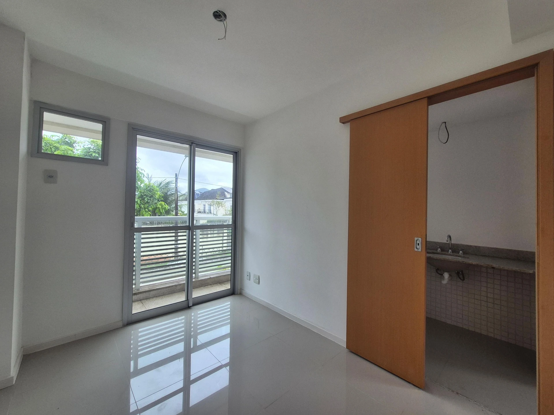 3-bedroom apartment in a building with a sauna — photo 14
