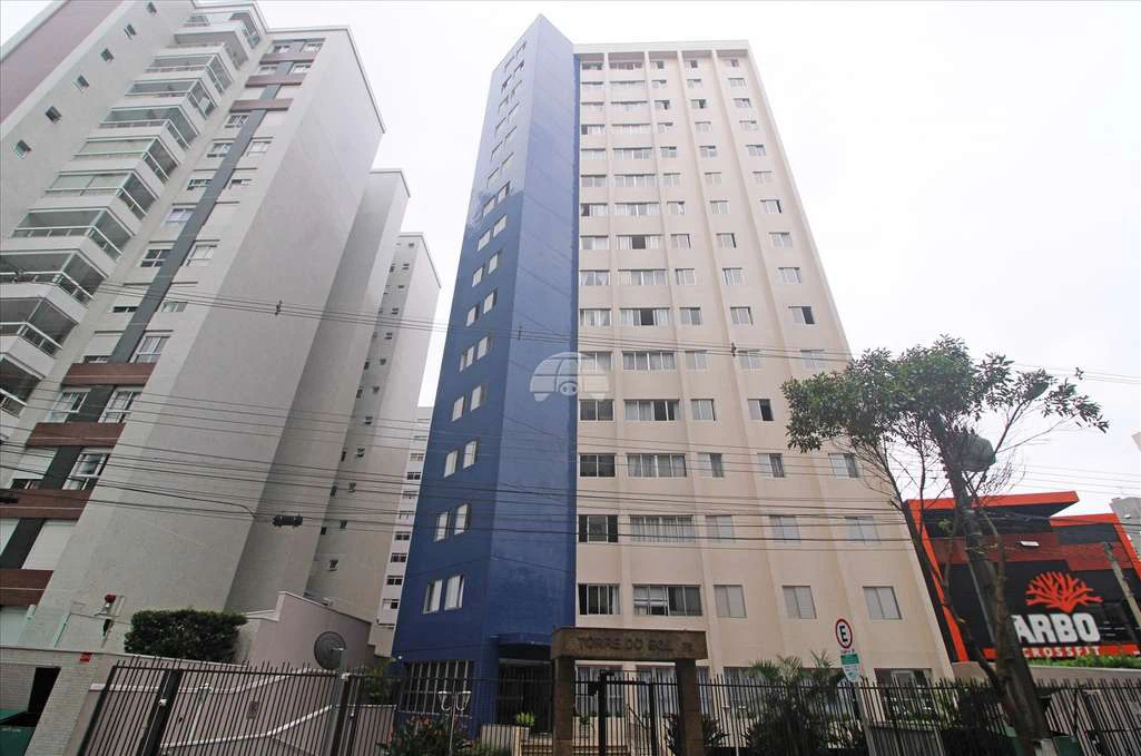 Furnished 3-bedroom apartment with 1 en-suite — photo 3
