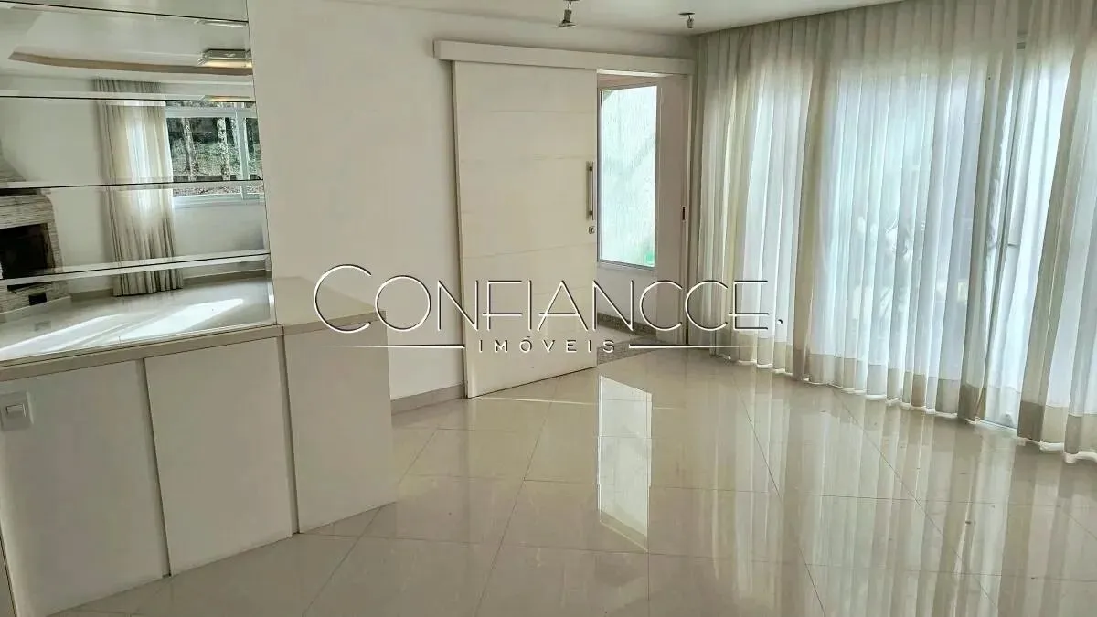 Casa em condomínio fechado com 5 quartos e 370 m² — photo 16