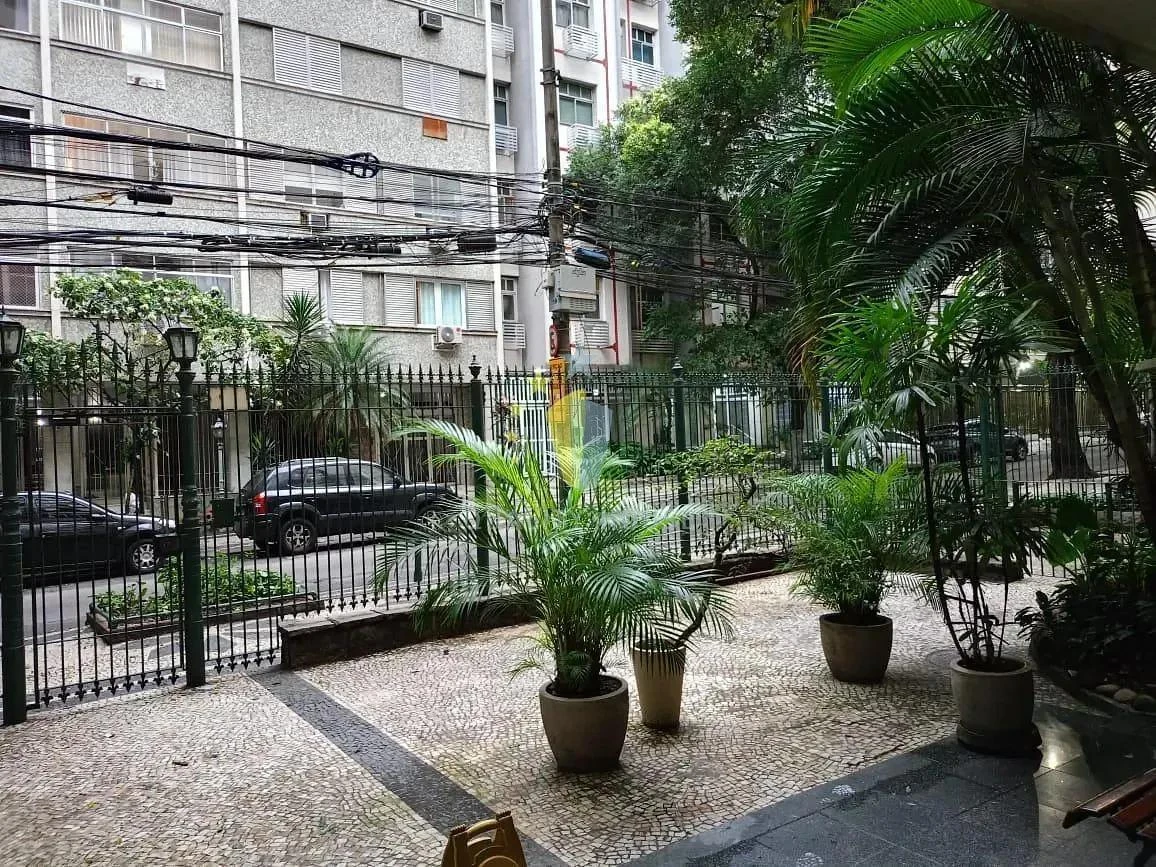 Apartamento para alugar de 3 quartos com suíte e 155 m² — photo 9