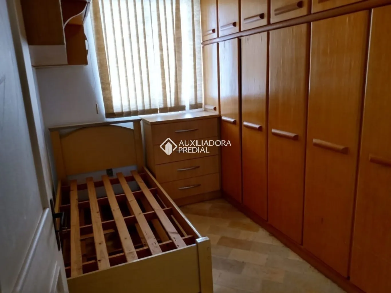 Penthouse with 3 bedrooms and balcony on 5th floor — photo 8