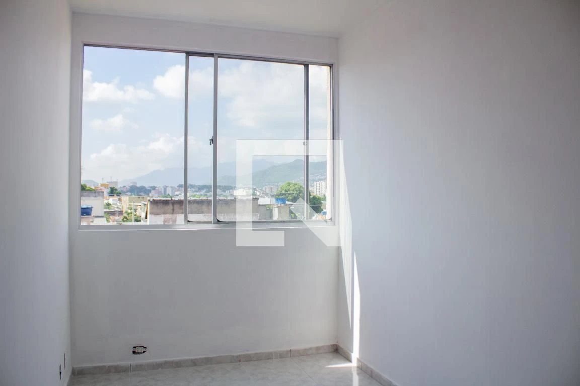 2-bedroom apartment with a private BBQ area