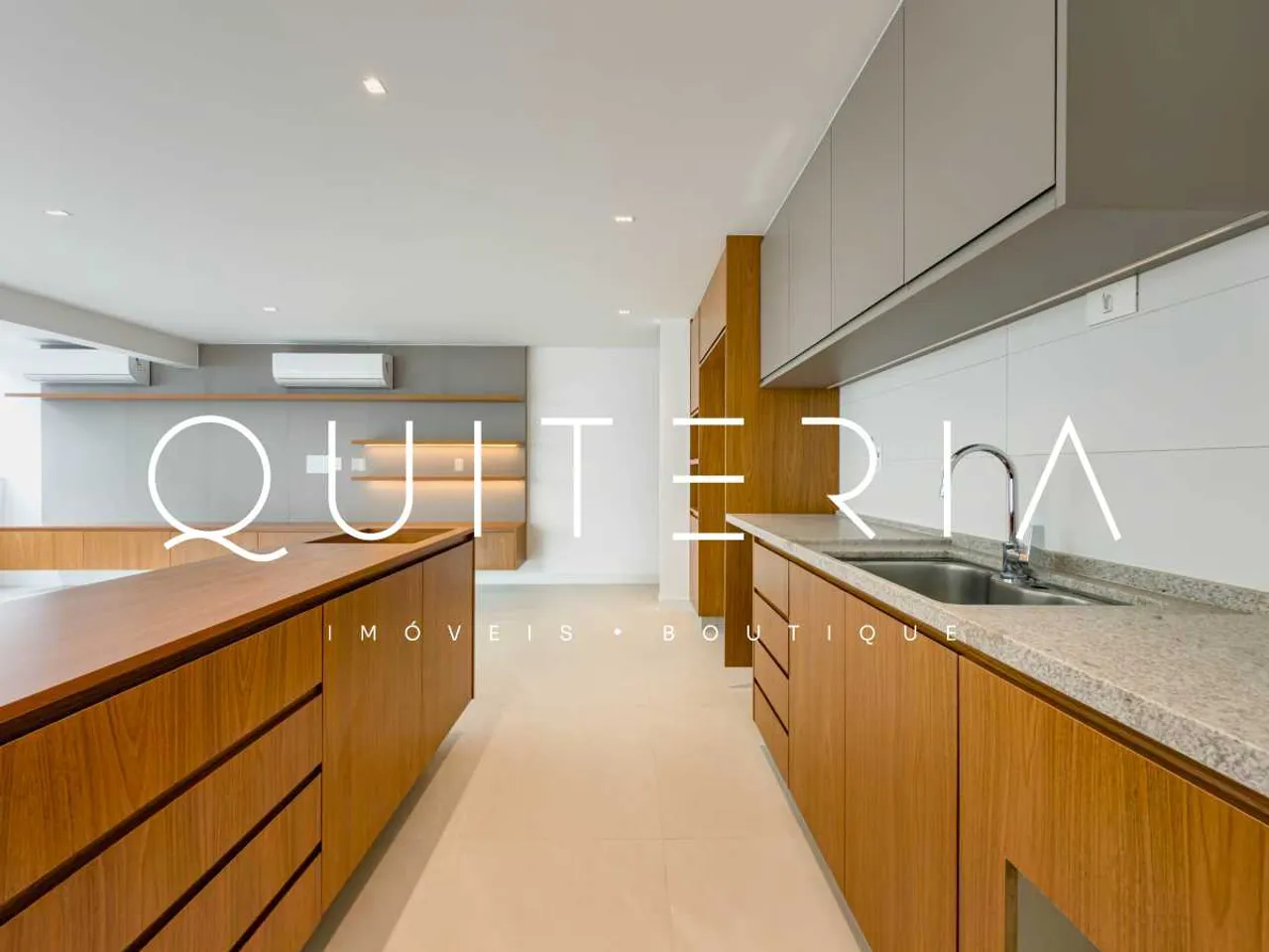 3-bedroom apartment with open-plan kitchen and balcony — photo 15