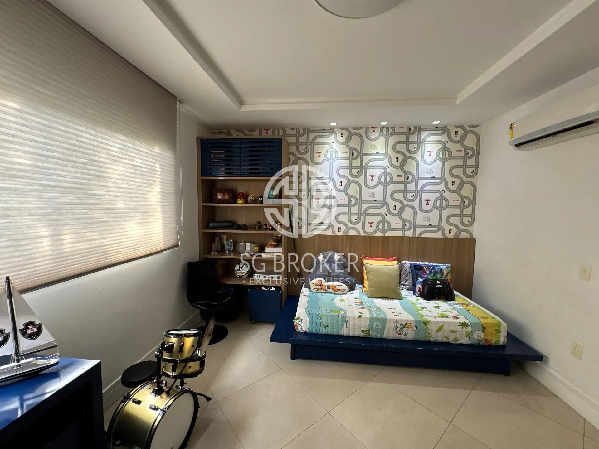 Casa para locação com 5 quartos e churrasqueira na varanda — photo 33