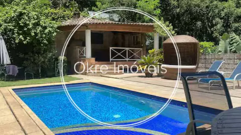 House with 5 bedrooms and 3 bathrooms with a washer — photo 10