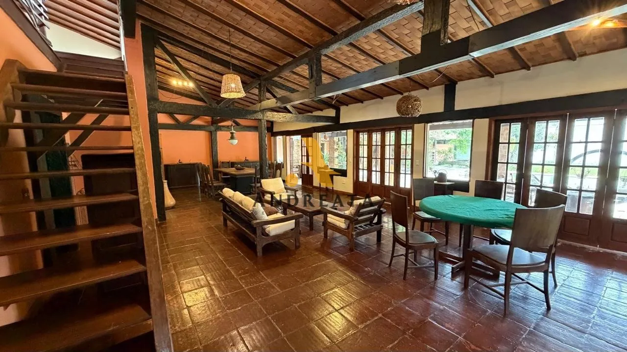 Unfurnished house with 4 bedrooms and balcony grill