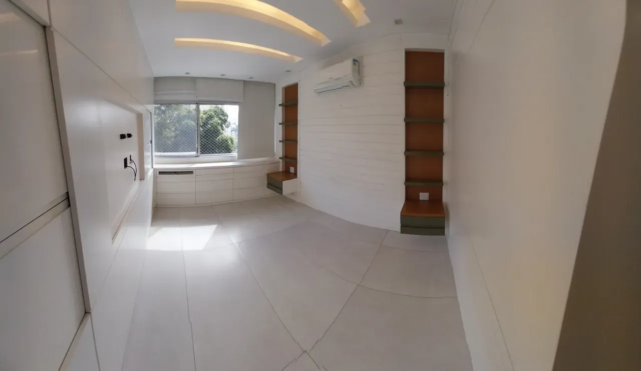 Floor-to-ceiling windows in a 3-bedroom apartment, 142 m² — photo 7