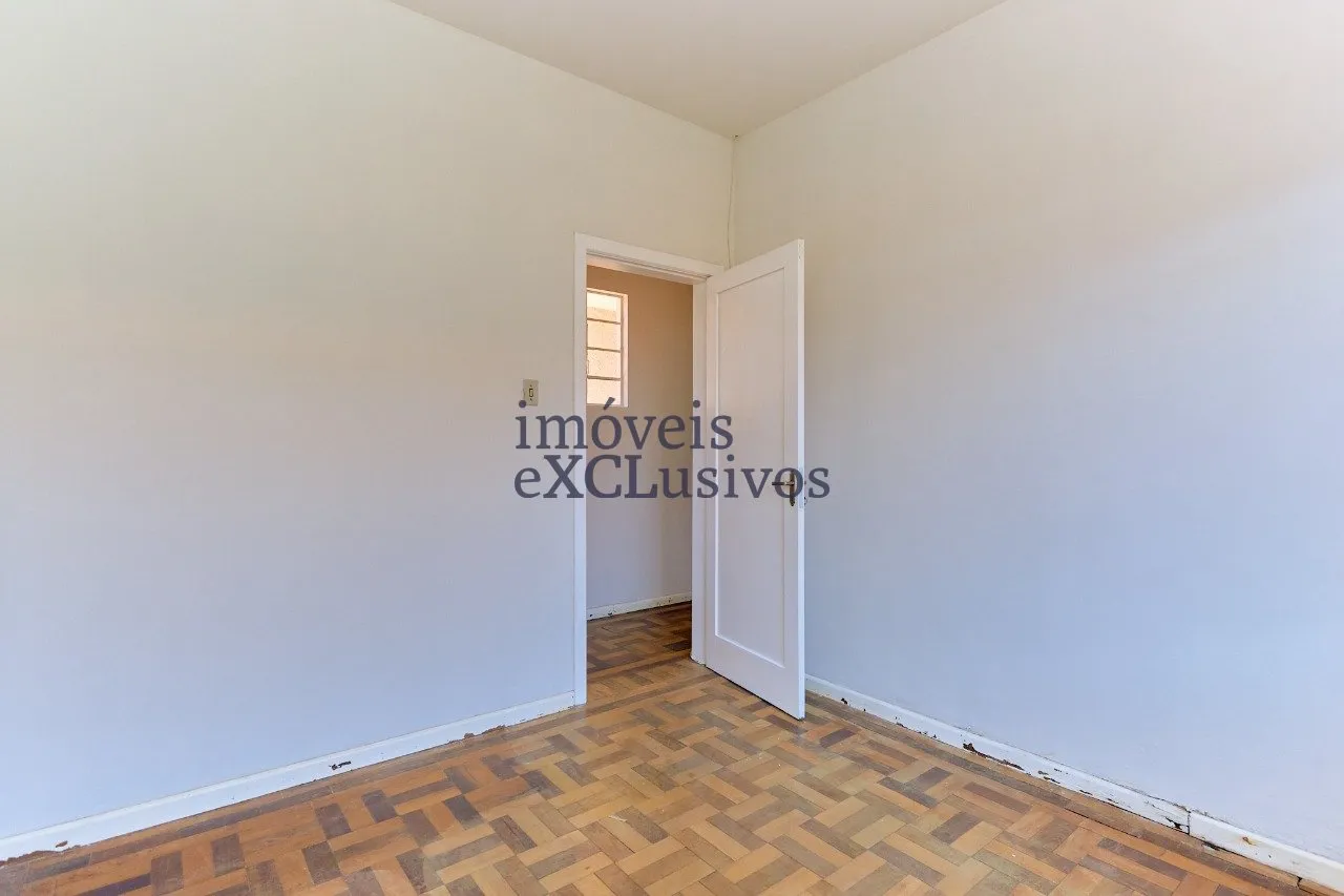 4 quartos e banheira: casa de 187 m² — photo 21