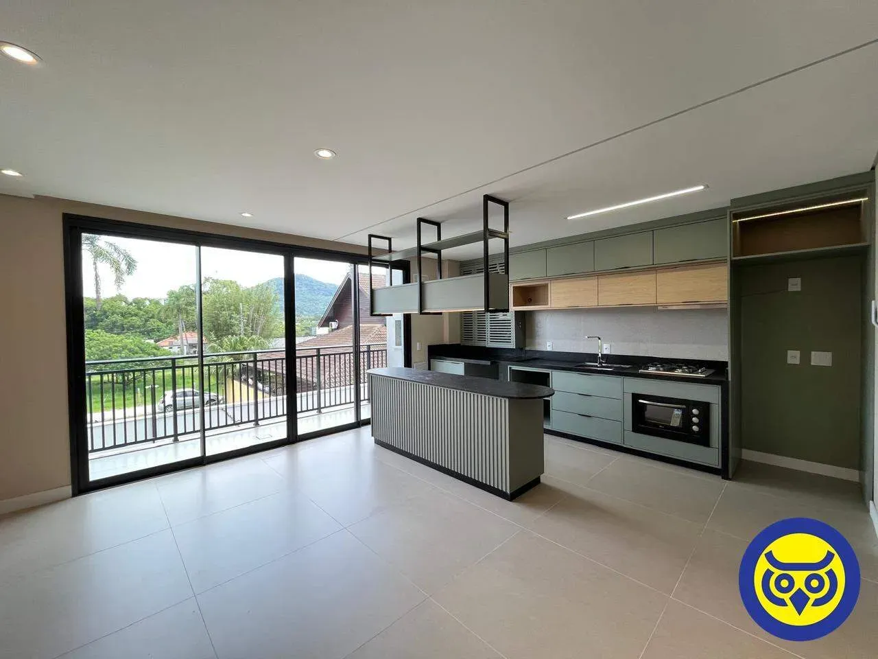 Furnished apartment with private garden and BBQ area
