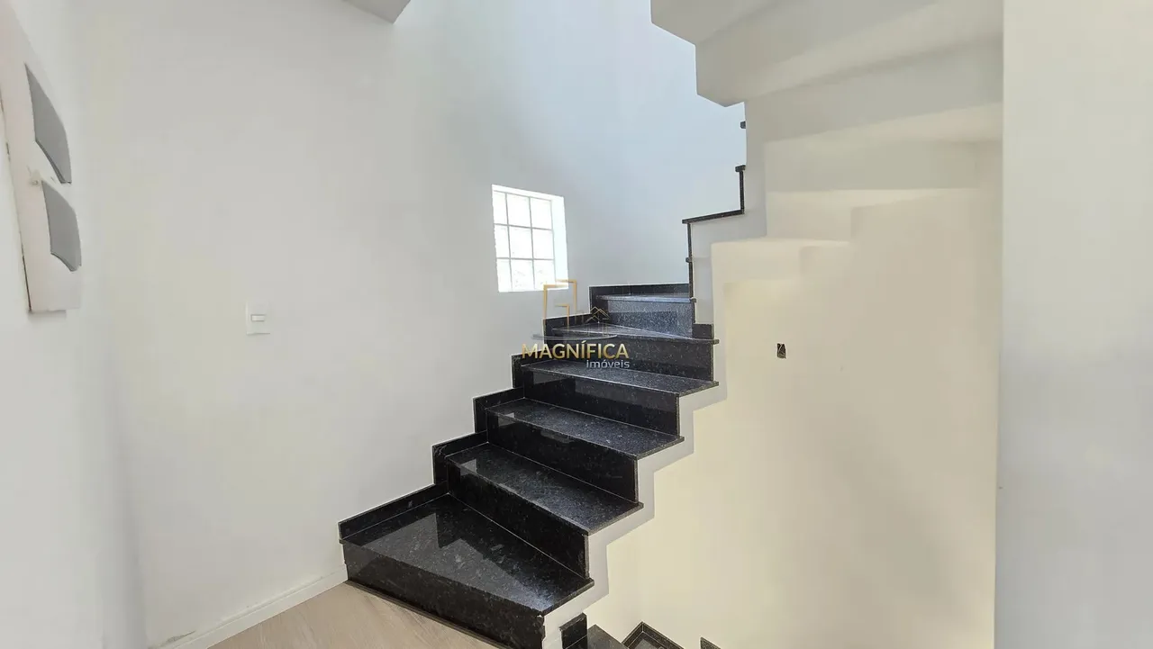 Будинок у кондомініумі з 3 спальнями та 167 м² — photo 17
