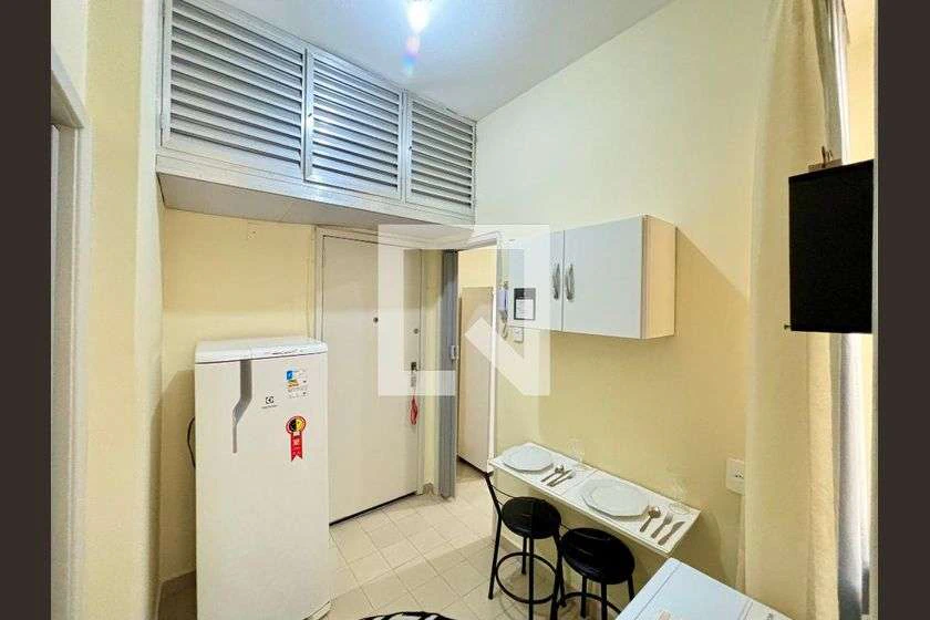 Studio/Kitnet mobiliado de 28 m² com cozinha a gás — photo 14