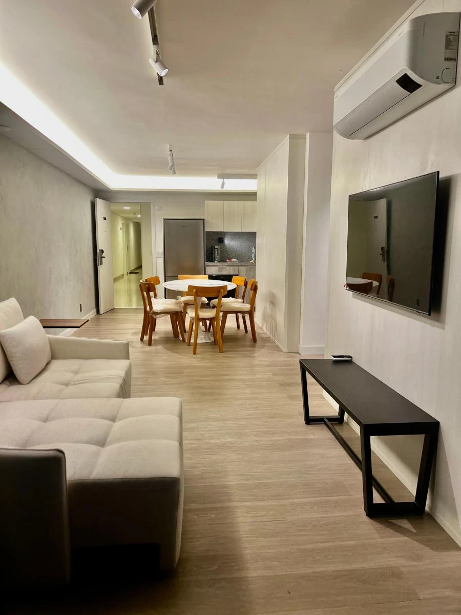 Furnished apartment with open-plan kitchen and 2 parking spaces — photo 9
