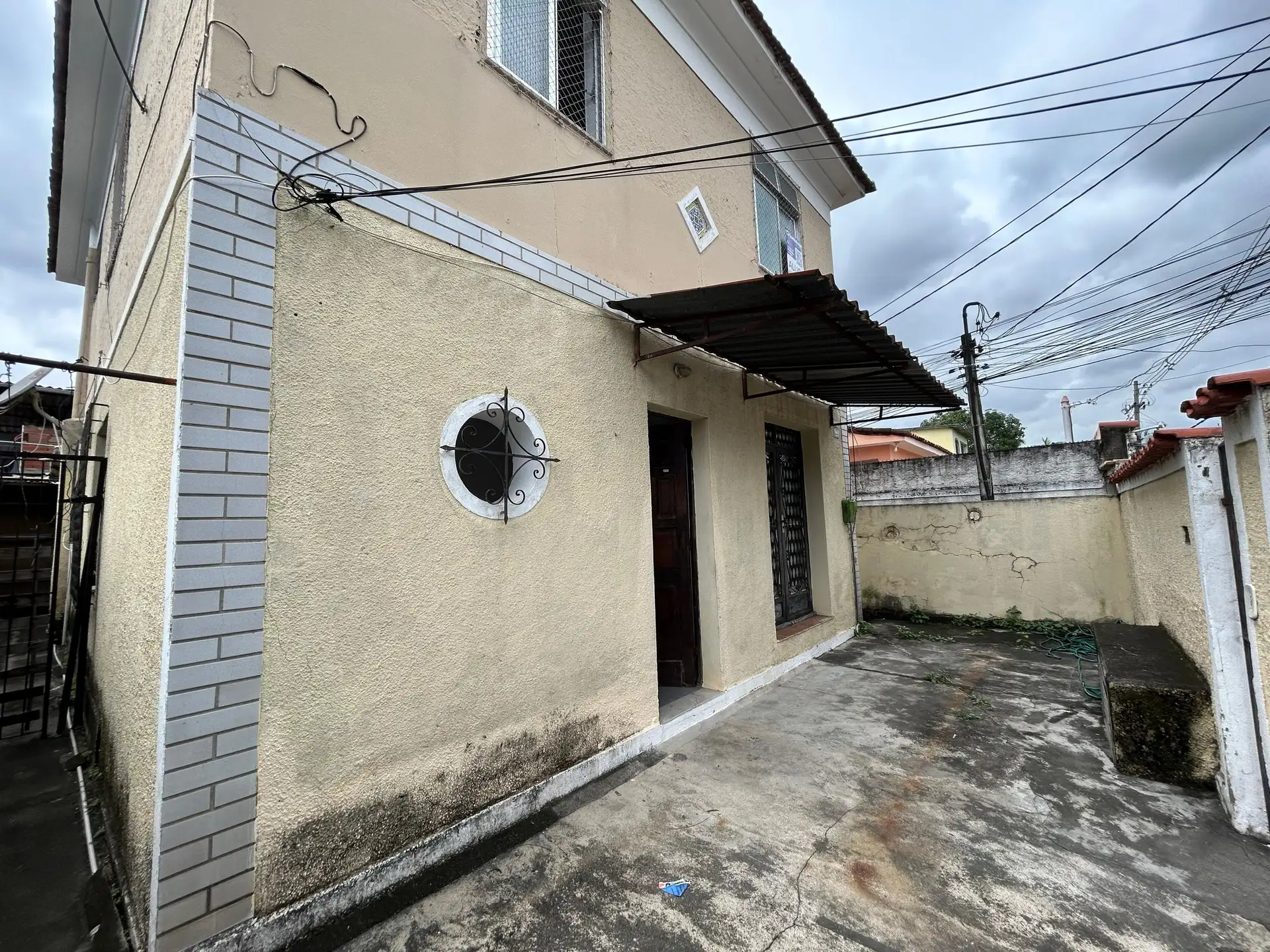 Casa de 2 quartos com piso de madeira ou laminado — photo 24