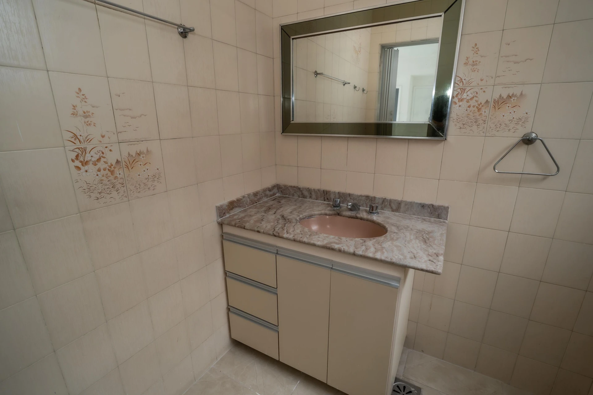 2-bedroom apartment, 52 m² — photo 24
