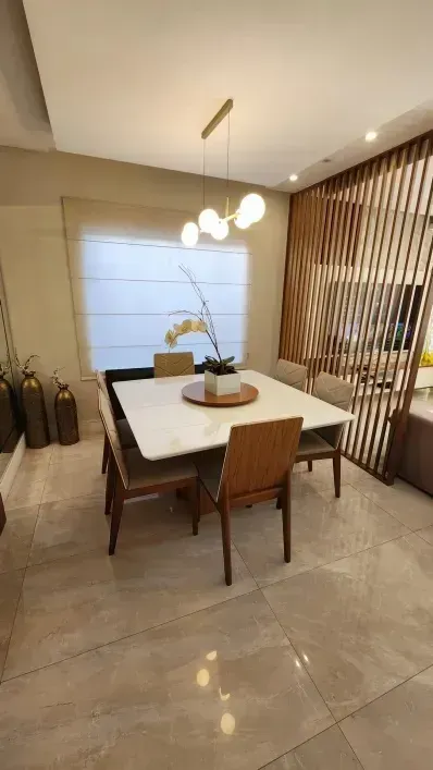 House with 5 bedrooms and an open-plan kitchen — photo 30