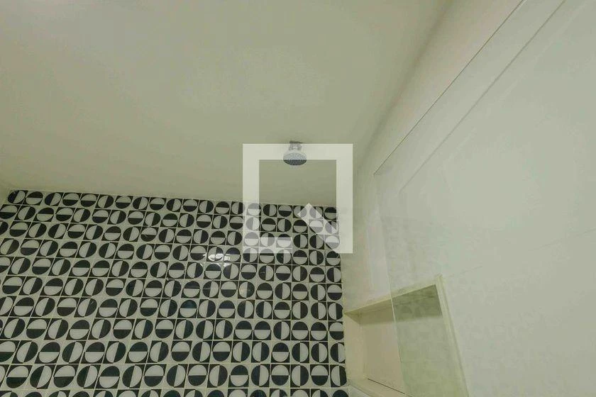 6-bedroom house with 470 m² and 7 parking spaces — photo 40