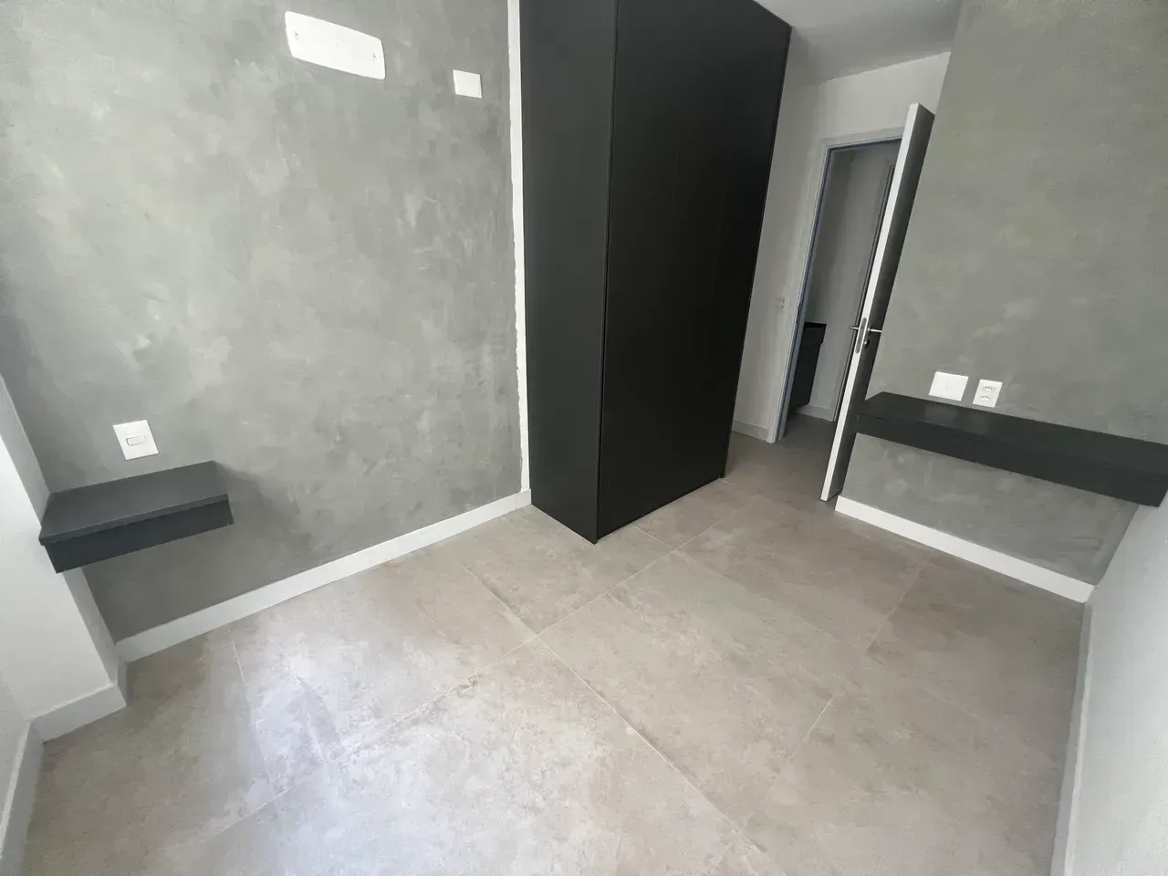 1-bedroom apartment with open-plan gas kitchen — photo 5