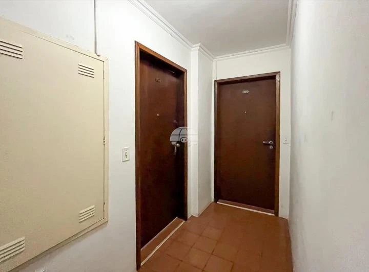 Apartamento de 1 dormitorio de 43 m² con cocina a medida — photo 7