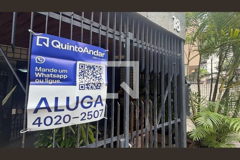 2-bedroom apartment with a mountain view in Rio de Janeiro — photo 42