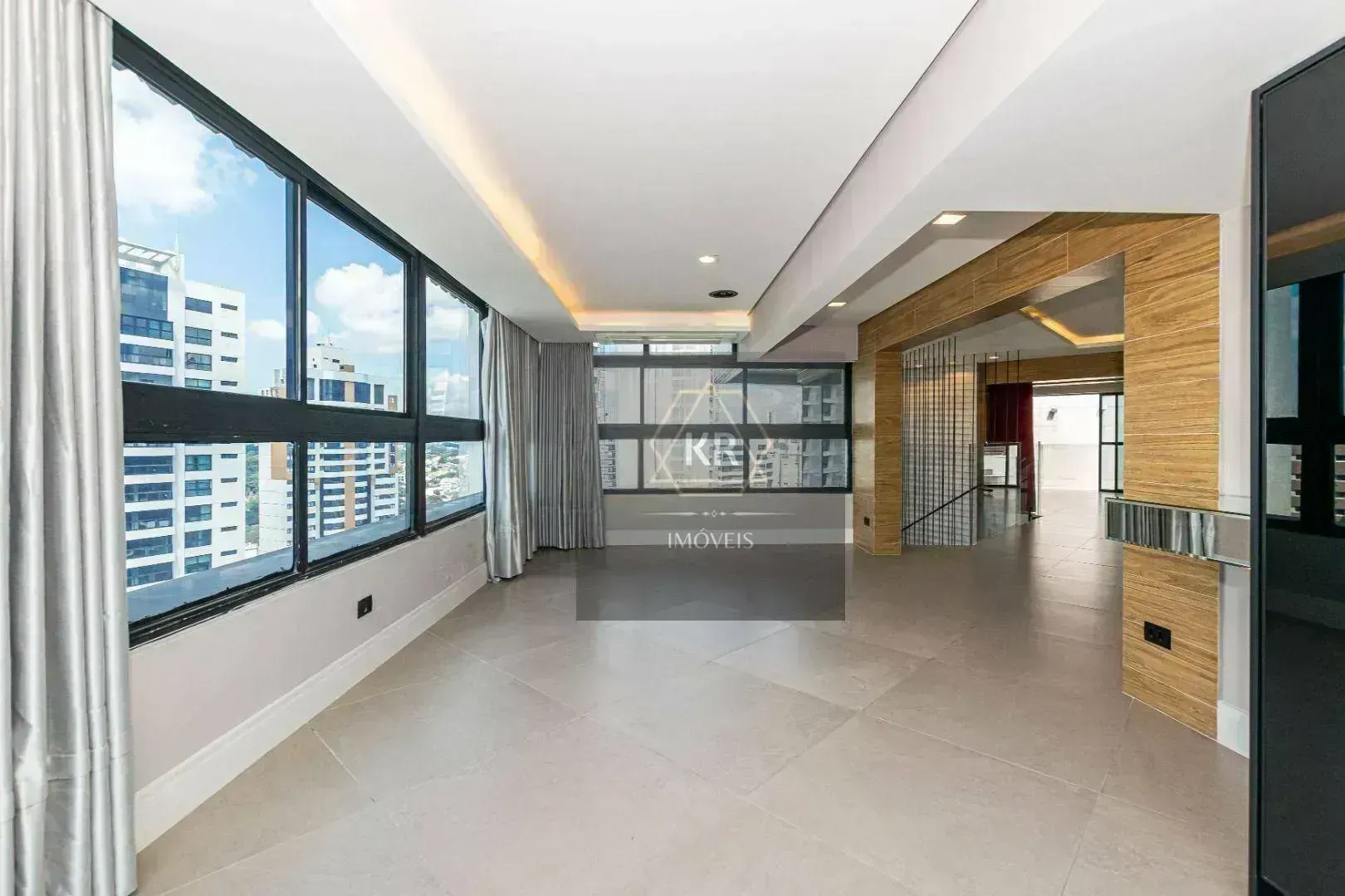 Furnished 272 m² apartment with 3 en-suites and 4 parking — photo 102