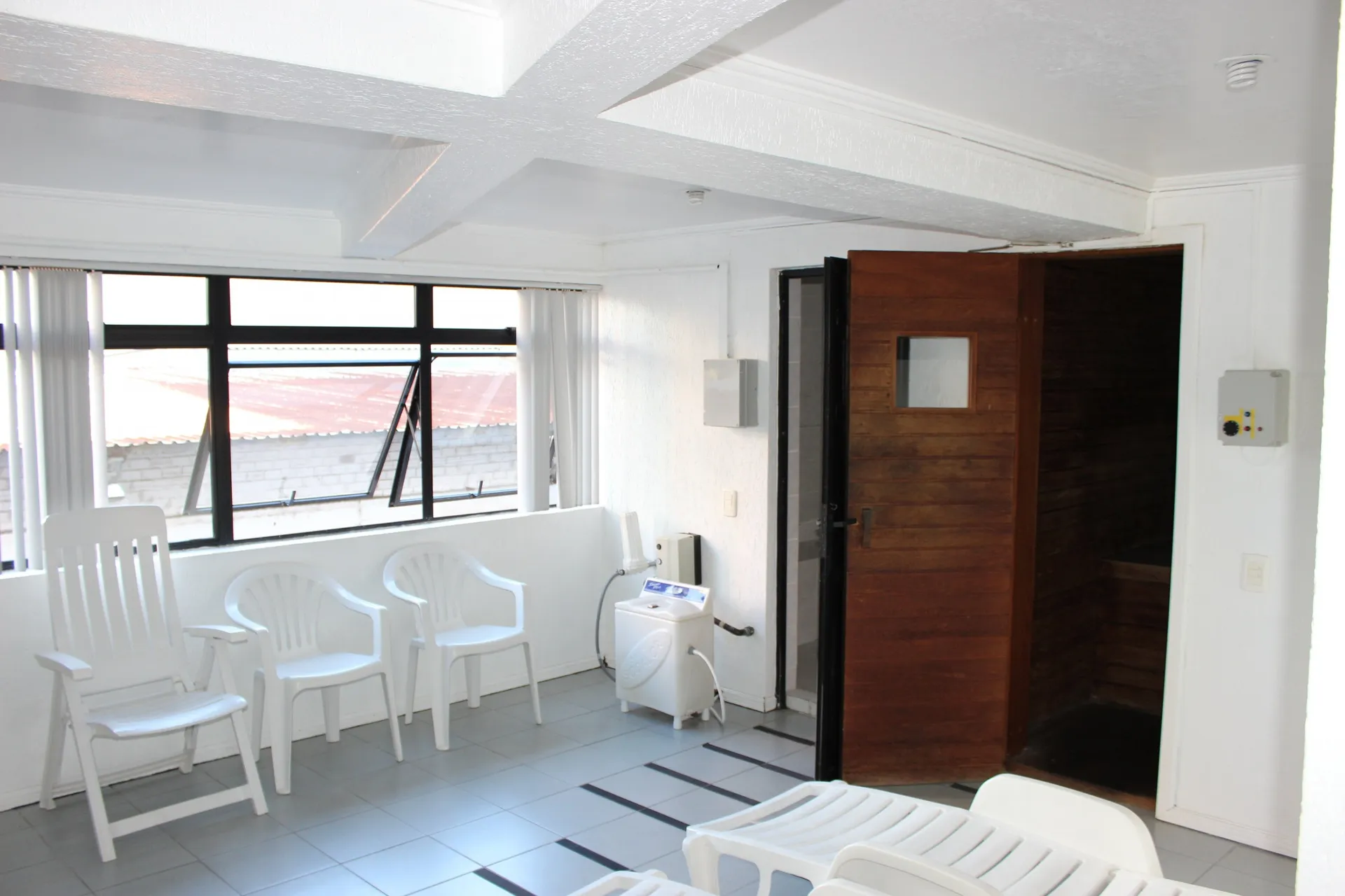 Apartamento mobiliado com 3 quartos e 2 banheiros — photo 35