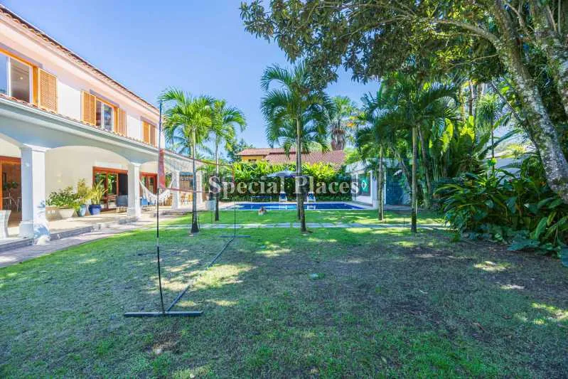 Furnished house with 6 bedrooms and 550 m² — photo 30