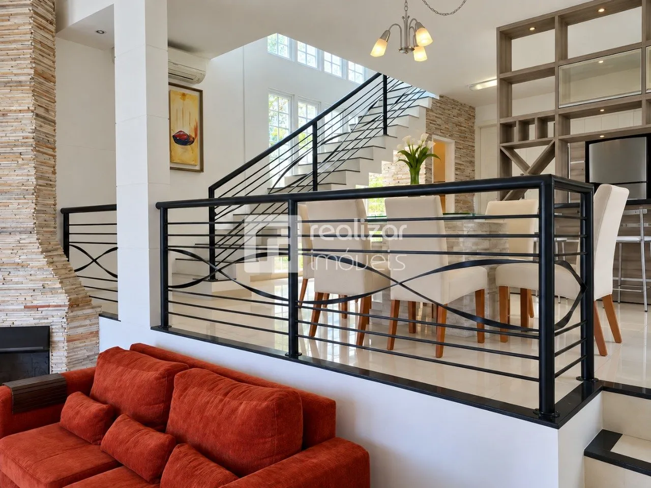 Casa mobiliada, 240 m², com janelas do piso ao teto — photo 11