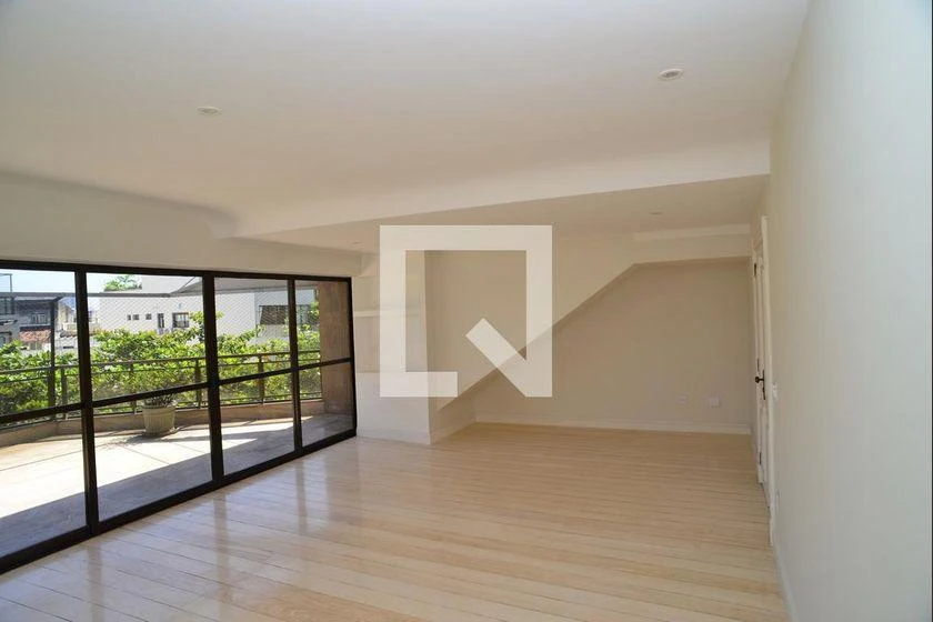 Apartamento para aluguel com 3 quartos e varanda de vidro — photo 11