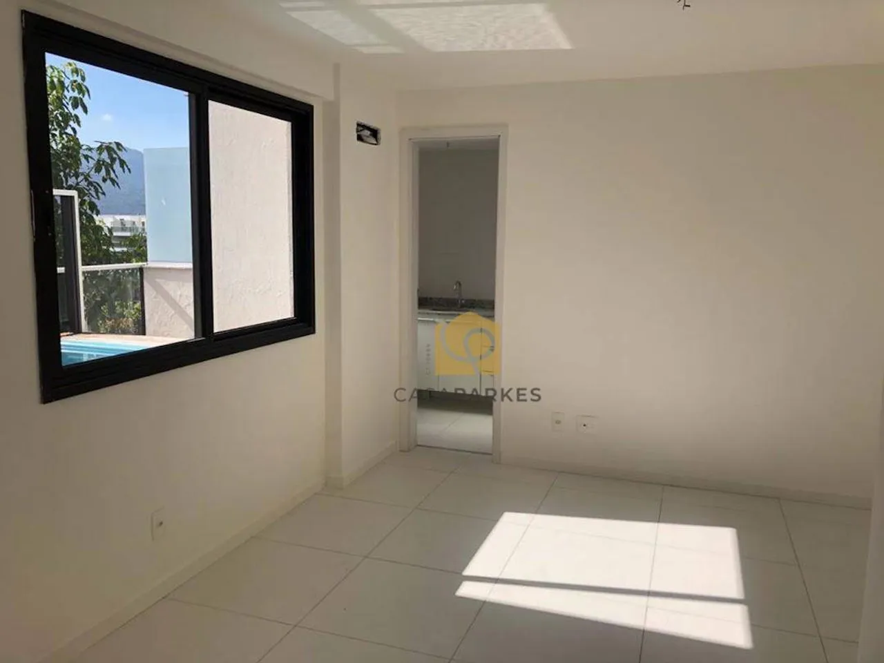 Unfurnished apartment with 3 bedrooms and balcony grill — photo 7