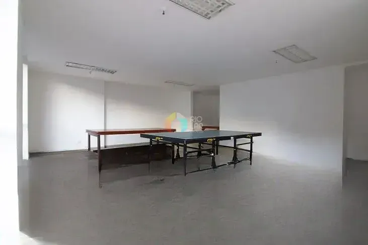 Furnished apartment with 4 bedrooms and 4 bathrooms — photo 14