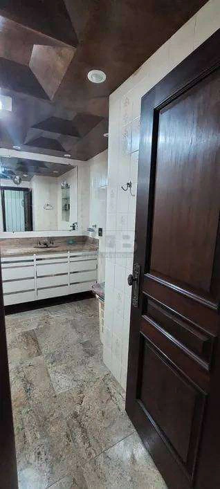 Apartamento de 3 quartos com 287 m² e 1 vaga — photo 11