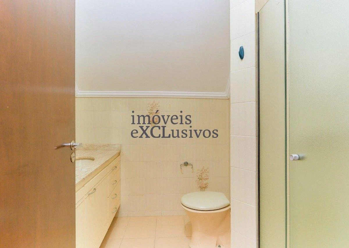 Ванна та 5 спалень: будинок 500 м² — photo 33
