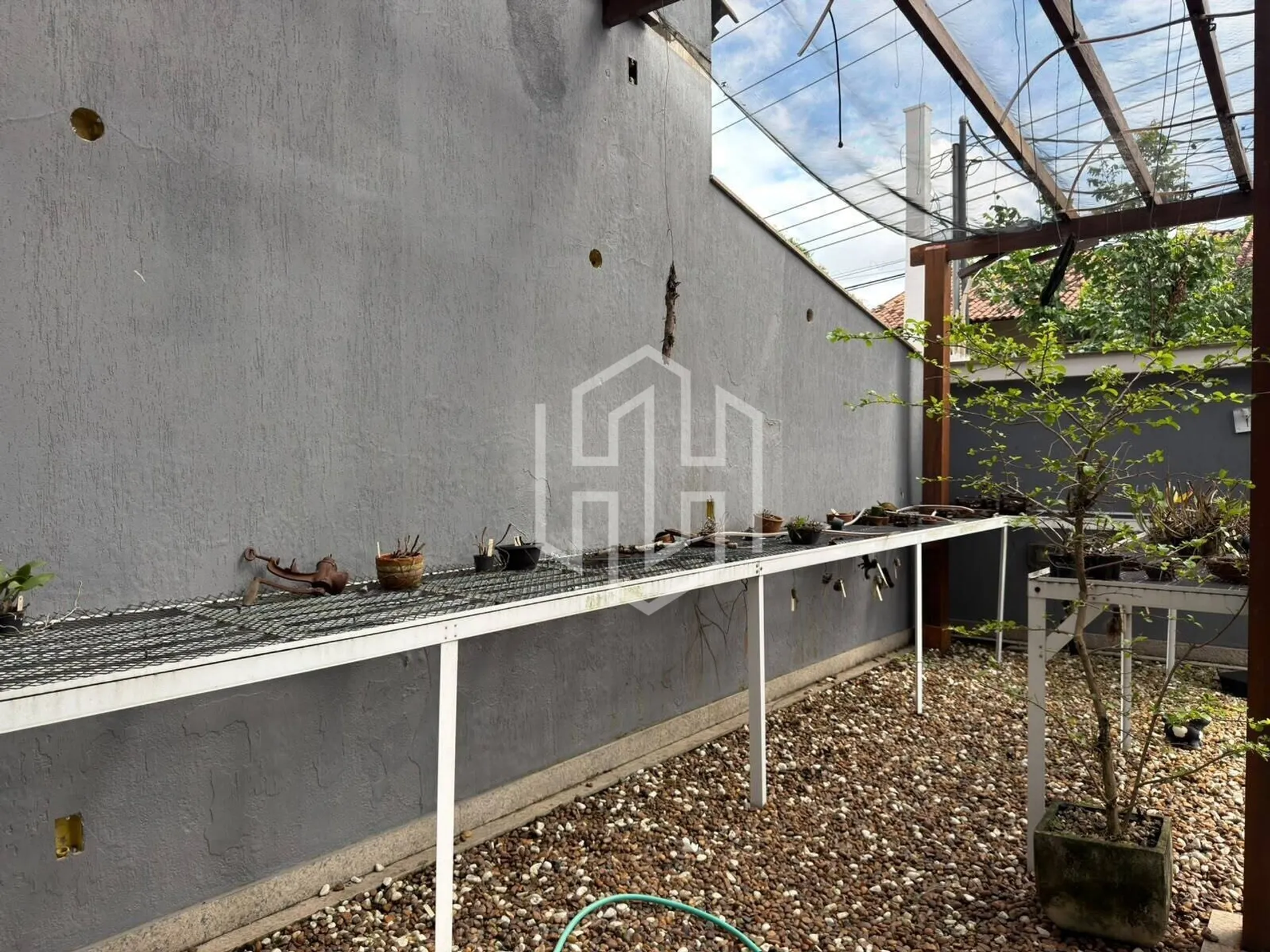 Балкон з грилем та 5 спалень: будинок 450 м² — photo 35