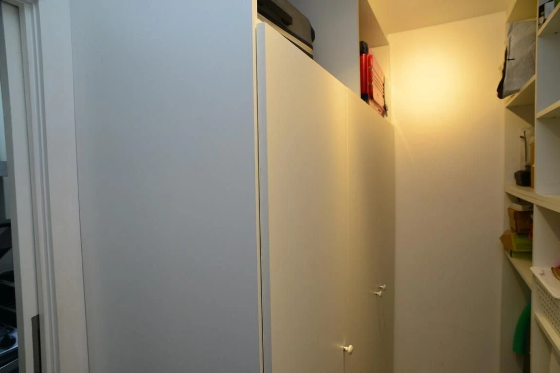 Apartamento amueblado de 2 habitaciones con balcón — photo 33