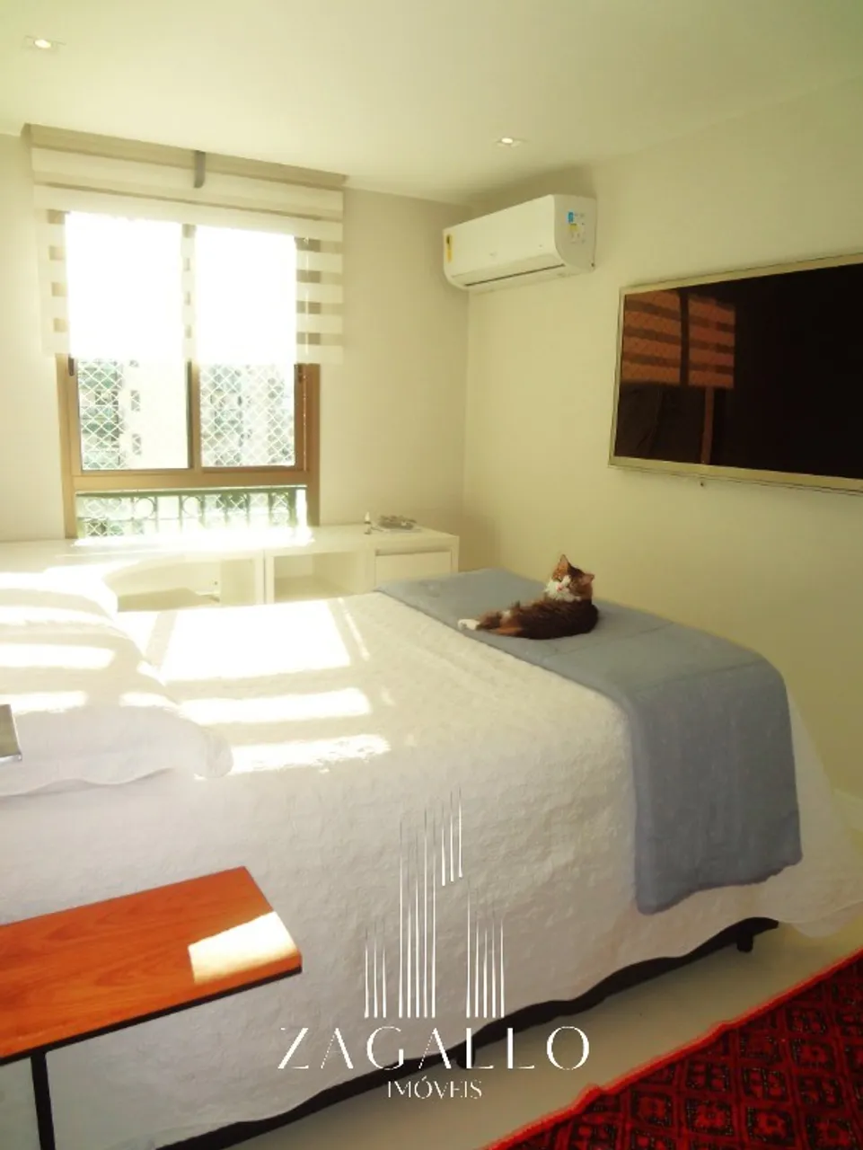 Furnished apartment with open-plan kitchen and 3 bedrooms — photo 9