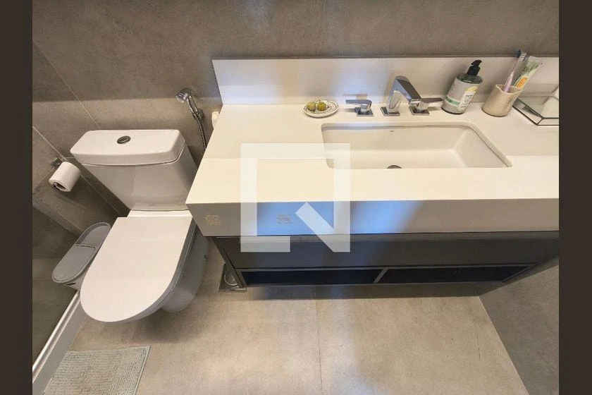 2-bedroom apartment with 1 en-suite and open-plan kitchen — photo 31