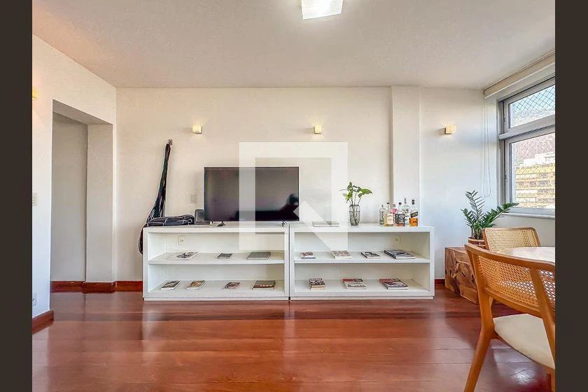 Furnished apartment with 2 bedrooms and 80 m² — photo 42