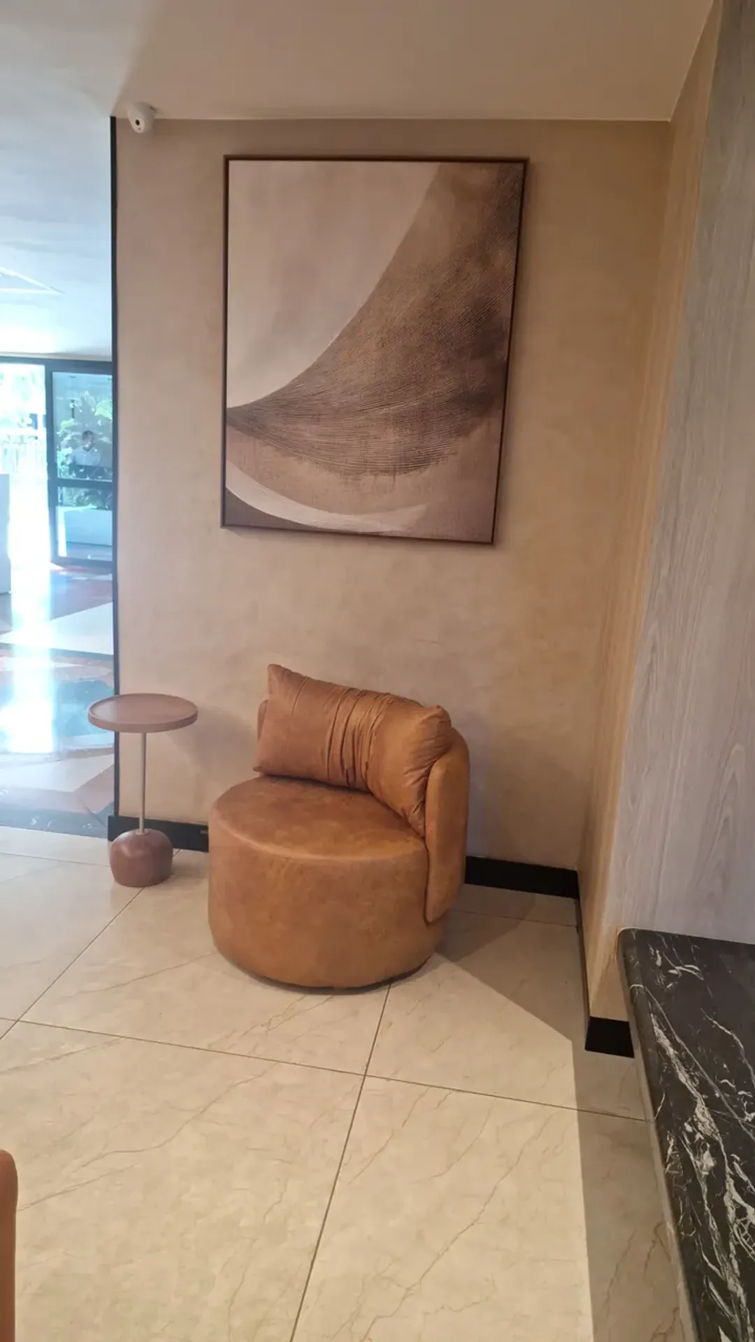 2-bedroom apartment in a building with a gym — photo 60