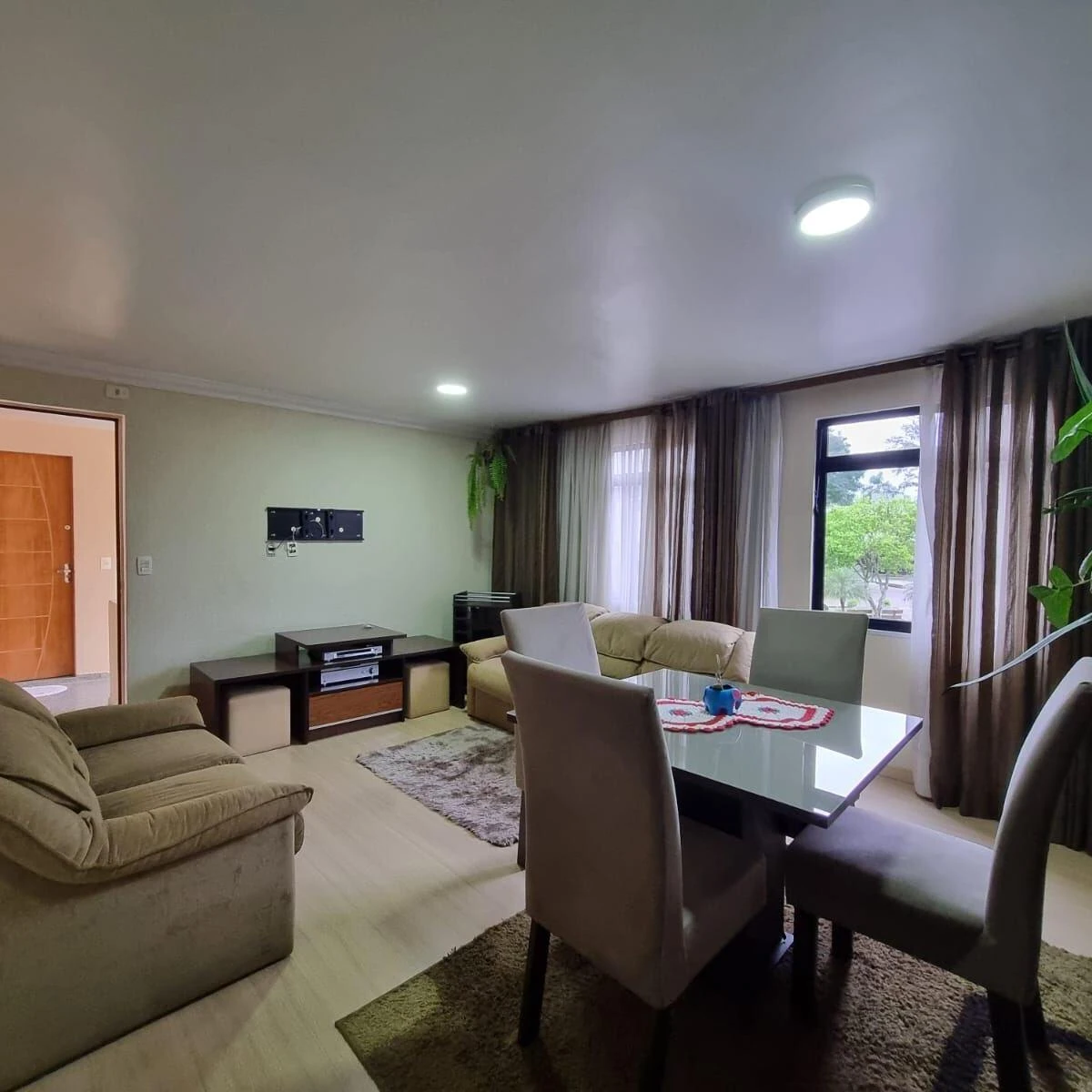 Furnished 2-bedroom apartment with 60 m² — photo 6