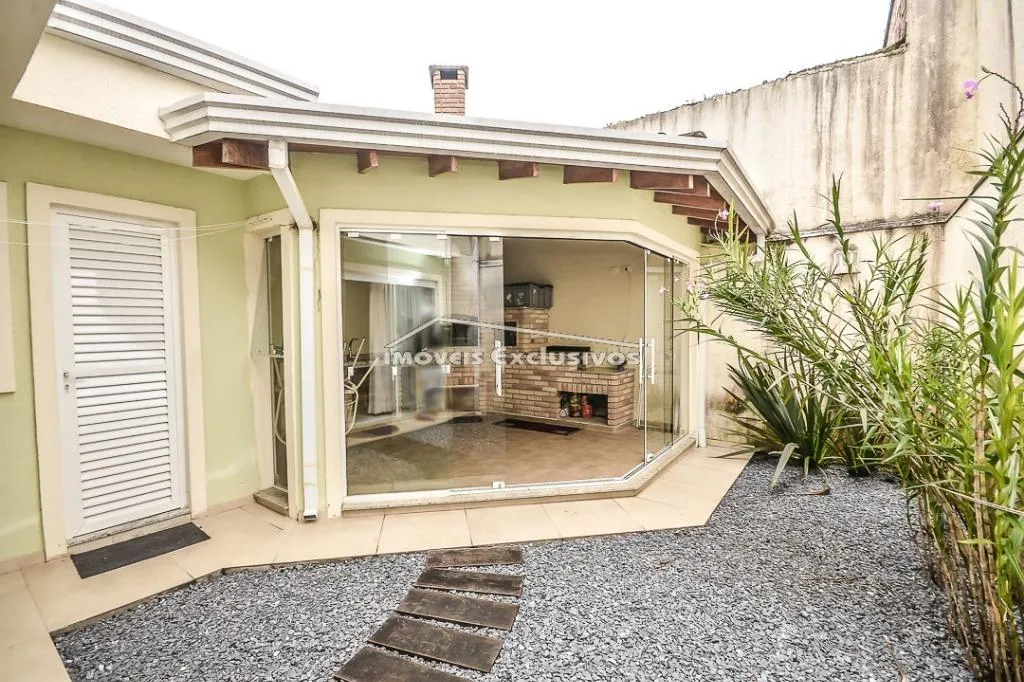 Furnished 253 m² house with 4 bedrooms and an open gas kitchen — photo 47